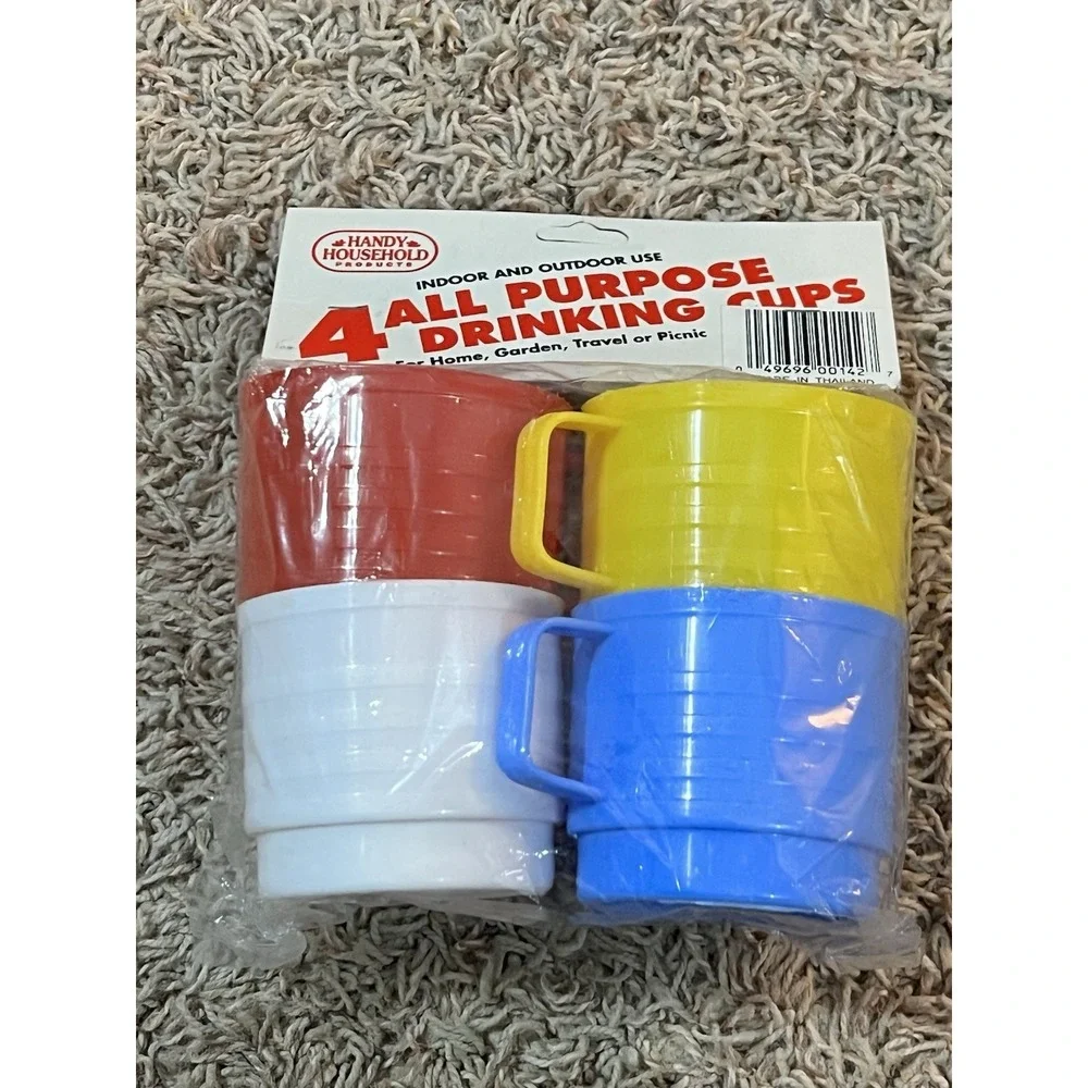 Handy Household Brand Vintage Plastic Picnic Camping Cups New Old‎ Stock